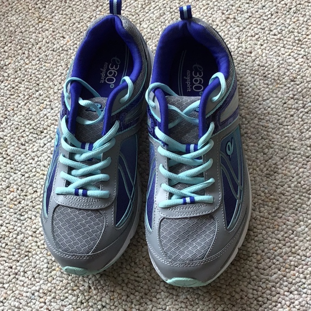 Womens Easy Spirit NWT